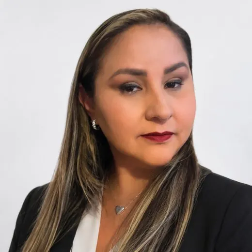 Lic. Karla Enriqueta Álvarez Alejo — Consejera en Importación