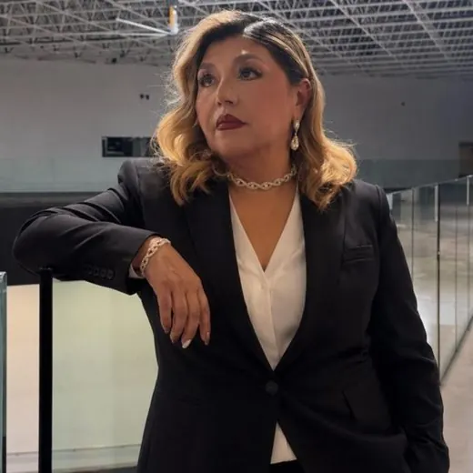 Lic. Lourdes Domínguez — Tesorería